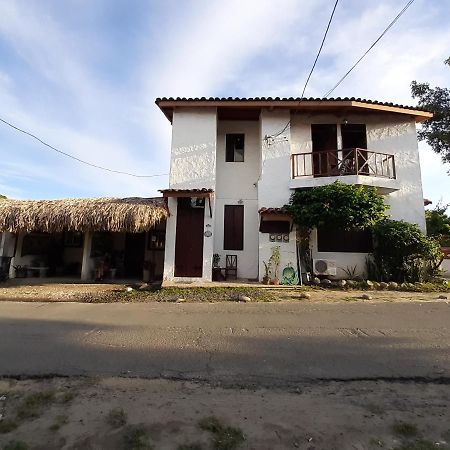 San Carlos Beach Inn エクステリア 写真