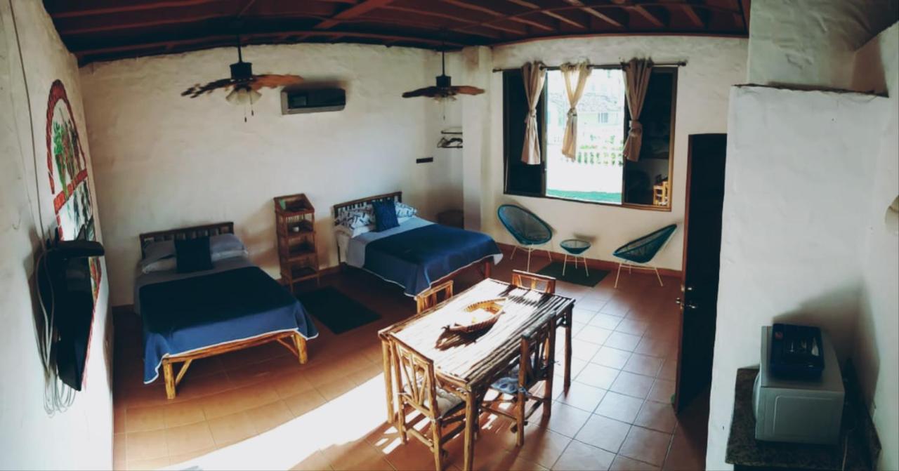 San Carlos Beach Inn エクステリア 写真
